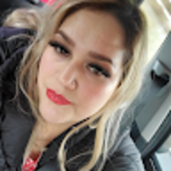 Meet your Posher, Maria - Picture 1 of 1